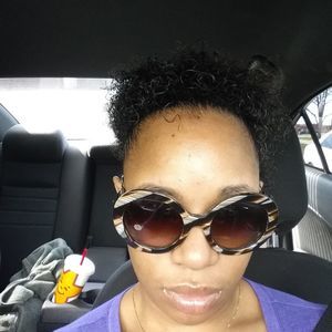 Meet your Posher, Shavon